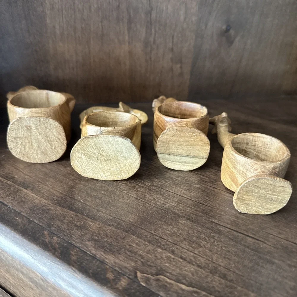 Lot 4 Hand Carved Wood African Safari Jungle Animals‎ Napkin Rings Footed